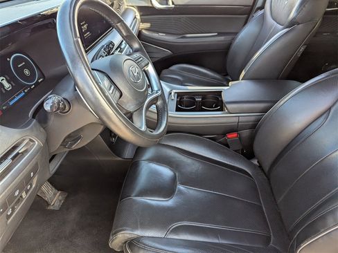 Used 2024 Hyundai Palisade Calligraphy image 30