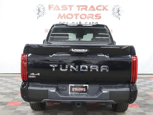 Used 2023 Toyota Tundra Limited AWD/4WD image 5