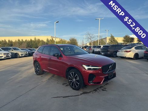 Certified 2023 Volvo XC60 B5 Plus w/ Climate Package image 3