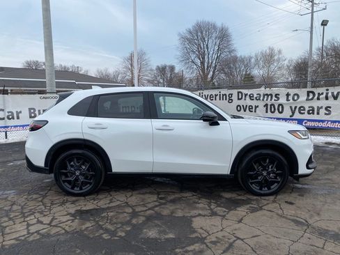 Certified 2023 Honda HR-V Sport image 2