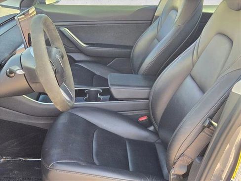 Used 2020 Tesla Model 3 Performance image 17