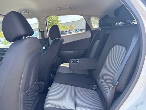 Used 2020 Hyundai Kona SEL AWD/4WD image 12