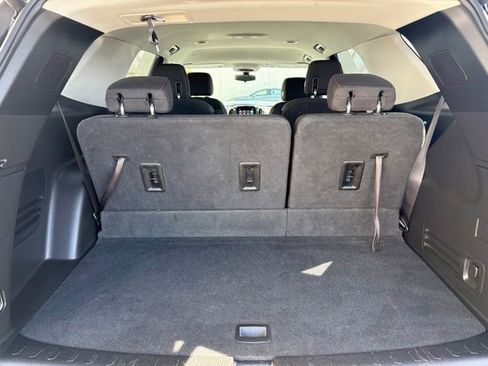 Used 2018 Chevrolet Traverse LT AWD/4WD image 23