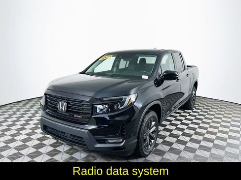 Used 2023 Honda Ridgeline Sport image 5