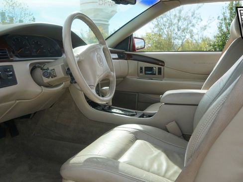 Used 2001 Cadillac Eldorado ESC w/ Comfort/Convenience Pkg image 13