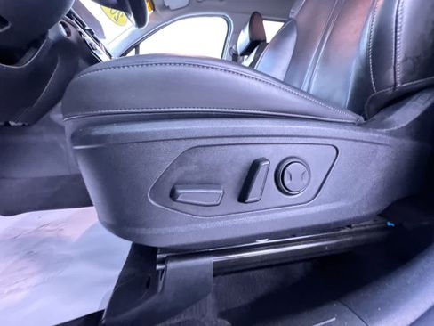 Used 2024 Kia Sorento S FWD image 13
