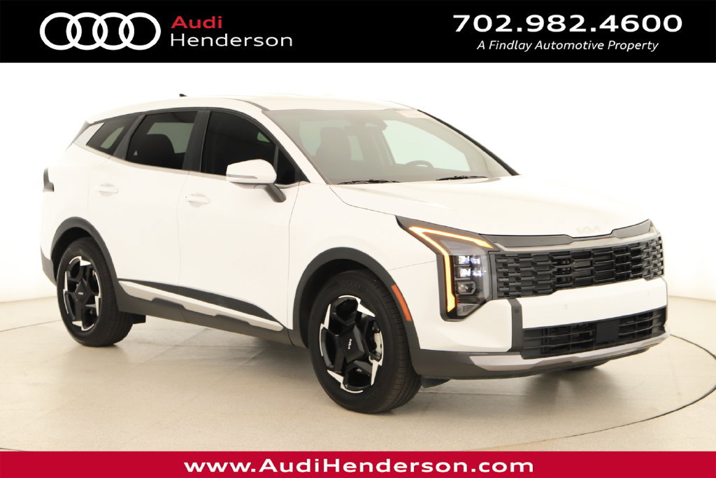 Used 2026 Kia Sportage EX FWD image 1