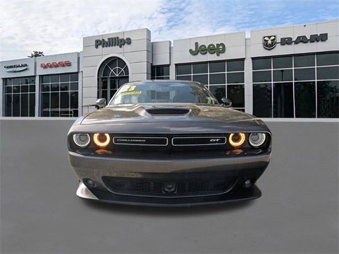 Certified 2023 Dodge Challenger GT w/ Plus Package image 8