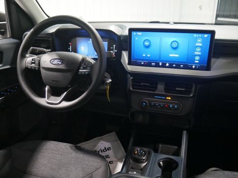 Used 2025 Ford Maverick XL w/ Equipment Group 102A image 19