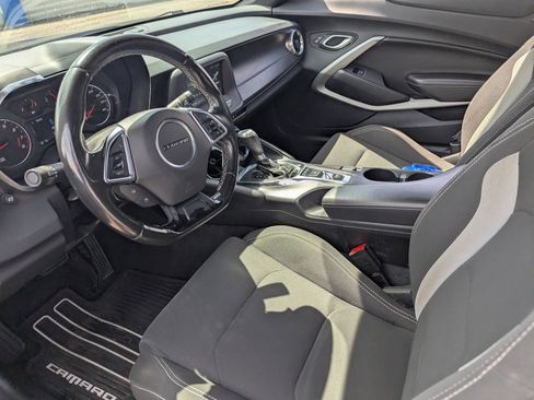 Used 2018 Chevrolet Camaro LT image 9