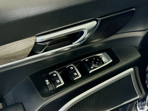 Used 2022 Kia Telluride EX w/ EX Premium Package image 24