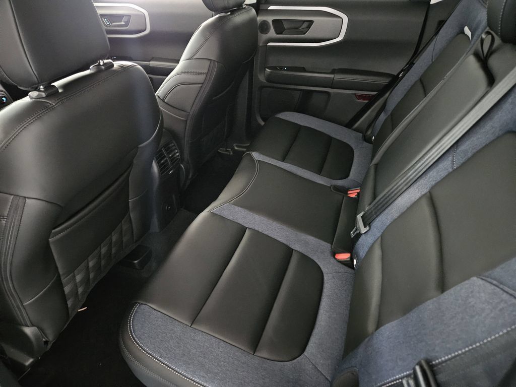 New 2025 Ford Bronco Sport Outer Banks w/ Outer Banks Tech Package+ AWD/4WD image 36