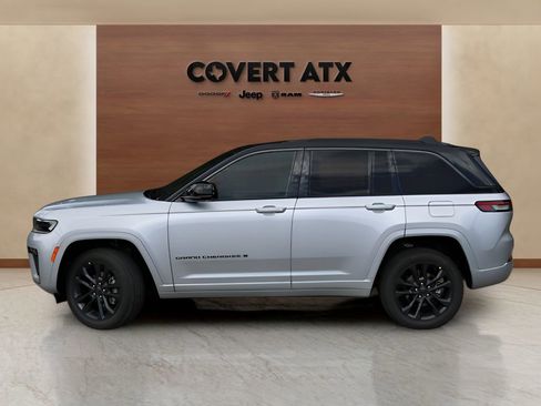 New 2026 Jeep Grand Cherokee Limited AWD/4WD image 2
