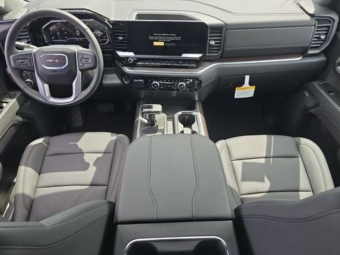 New 2025 GMC Sierra 1500 SLT w/ SLT Convenience Package image 20
