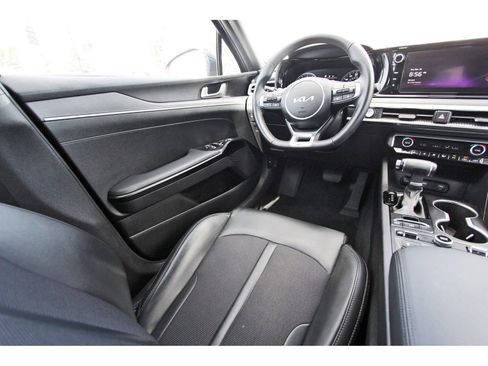 Used 2024 Kia K5 GT-Line w/ GT-Line Premium Package FWD image 11