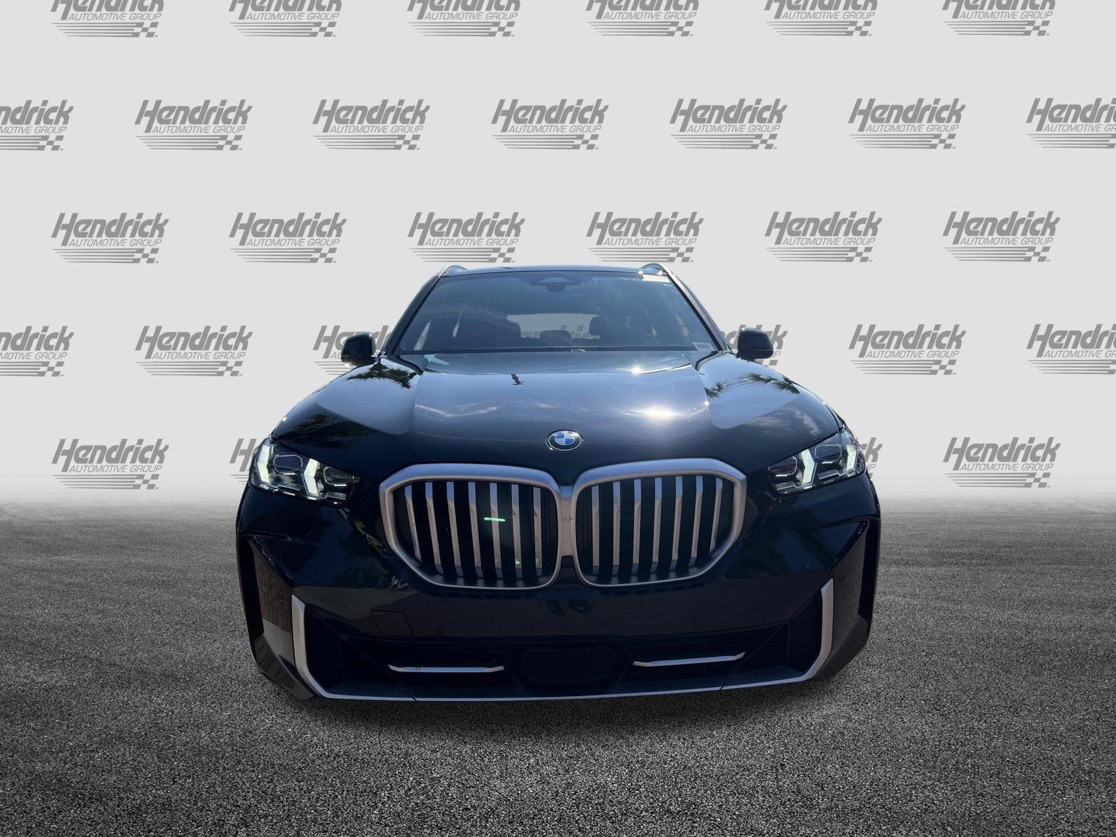 Used 2024 BMW X5 sDrive40i w/ Premium Package RWD image 3