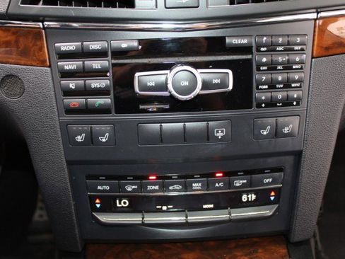 Used 2013 Mercedes-Benz E 350 E 350 Coupe image 24