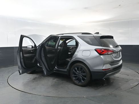 Certified 2024 Chevrolet Equinox RS w/ LPO, Floor Liner Package AWD/4WD image 15