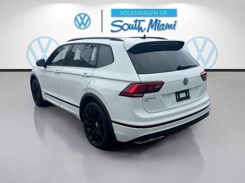 Certified 2021 Volkswagen Tiguan SE R-Line FWD image 5