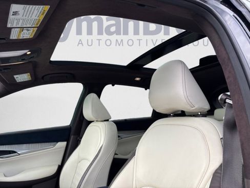 Certified 2021 INFINITI QX50 Autograph w/ Premium White Leather Package image 12