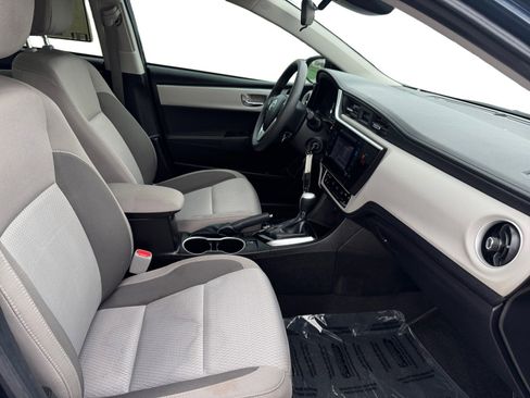 Used 2019 Toyota Corolla LE image 15