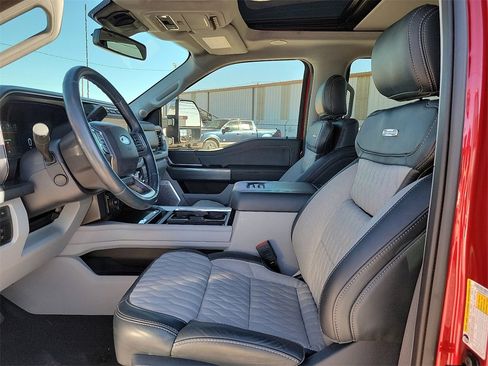 Used 2024 Ford F250 Limited image 19
