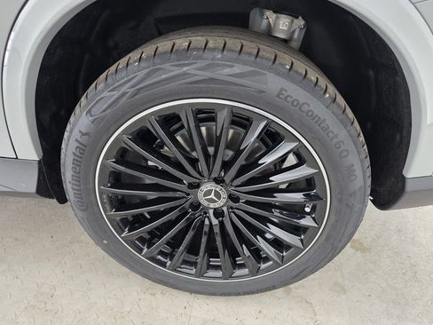 New 2026 Mercedes-Benz GLC 300 image 12
