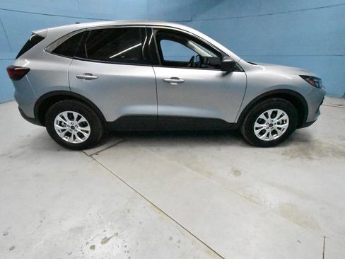 Used 2024 Ford Escape Active image 34