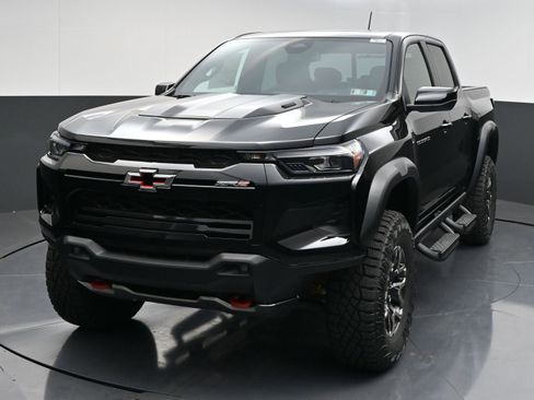 New 2026 Chevrolet Colorado ZR2 AWD/4WD image 3