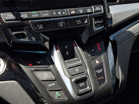 Used 2023 Honda Odyssey Touring image 13