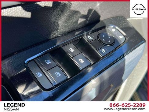 Certified 2022 Nissan Pathfinder SL image 17