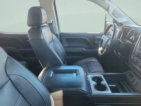 Used 2018 GMC Sierra 2500 Denali w/ Suspension Package, Off-Road image 6