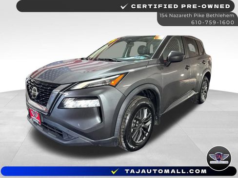 Used 2021 Nissan Rogue S image 1