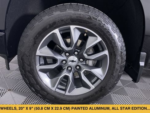 Certified 2025 Chevrolet Silverado 1500 RST AWD/4WD image 15