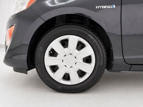 Used 2016 Toyota Prius C Two FWD image 25