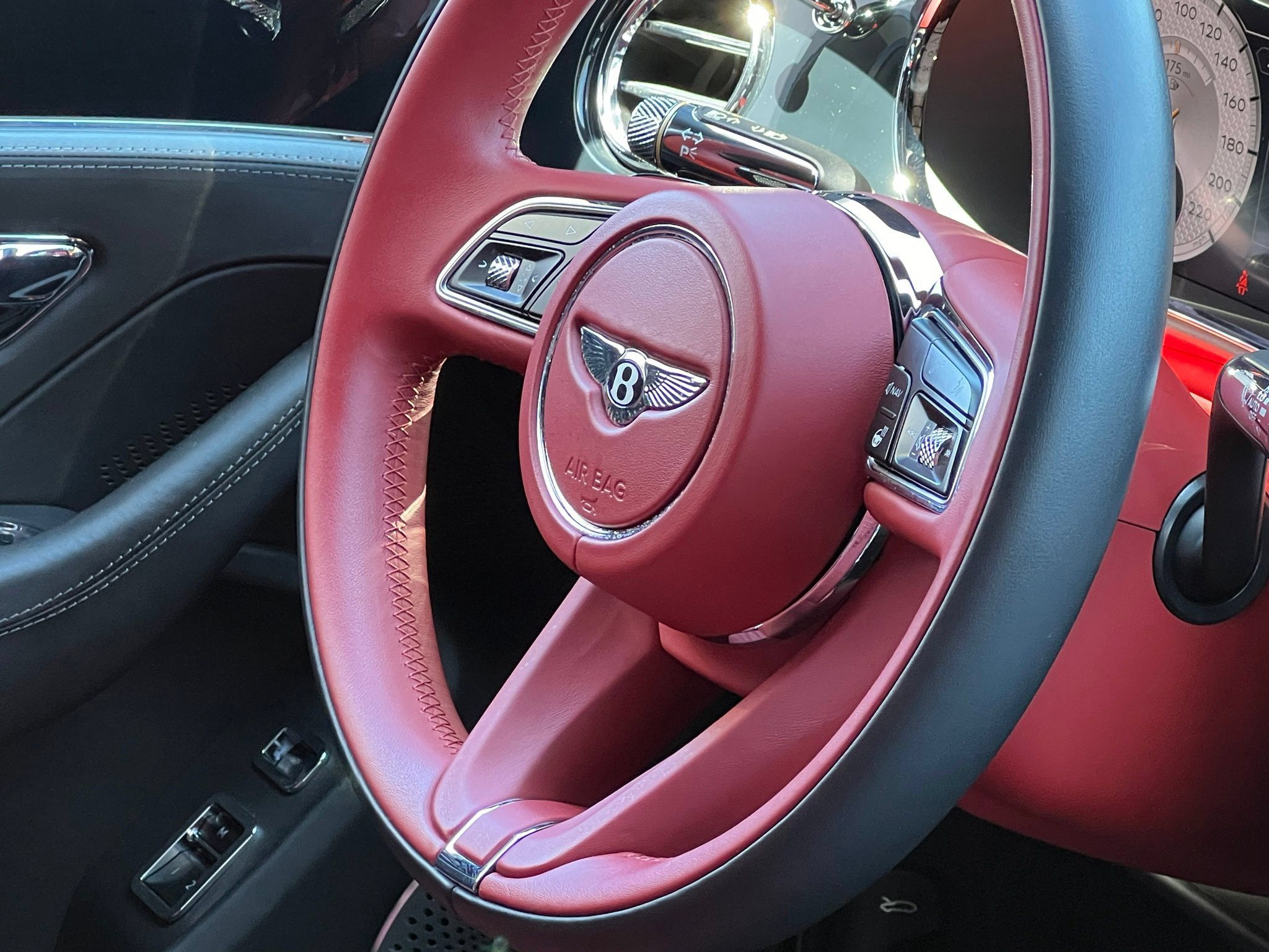 Used 2022 Bentley Flying Spur W12 AWD/4WD image 43