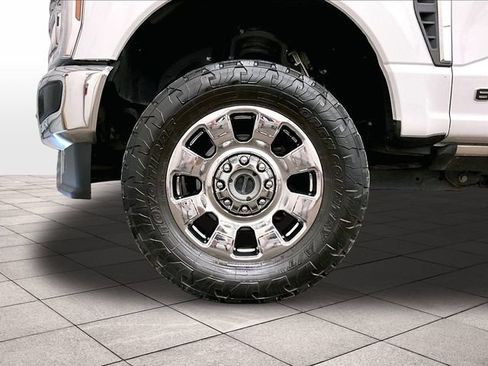 Used 2024 Ford F250 Lariat w/ Lariat Ultimate Package AWD/4WD image 8