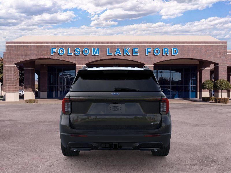 New 2026 Ford Explorer ST-Line w/ ST-Line Street Pack AWD/4WD image 5