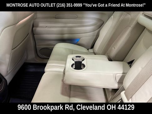 Used 2019 Lincoln MKT AWD image 38