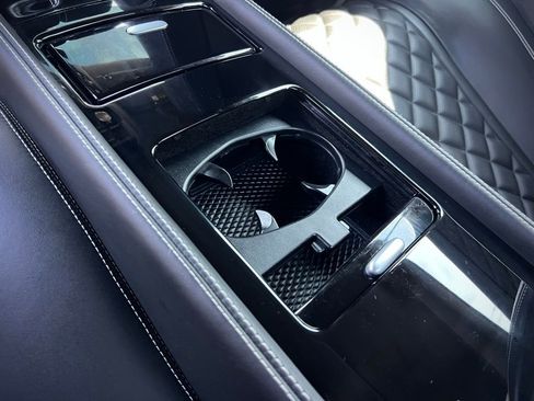 Used 2016 Bentley Continental GT image 21