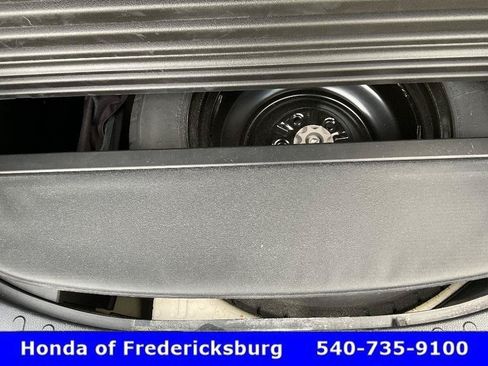 Used 2014 Toyota RAV4 XLE AWD/4WD image 21