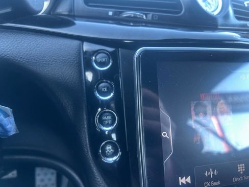 Used 2012 Maserati GranTurismo Convertible image 28