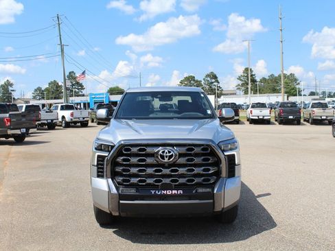Used 2022 Toyota Tundra Platinum RWD image 5