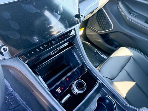 New 2026 Jeep Grand Cherokee Limited w/ Limited Altitude Package image 21