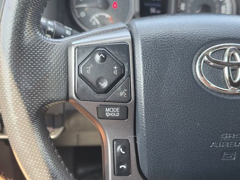 Used 2019 Toyota Tacoma TRD Off-Road w/ Technology Package AWD/4WD image 34