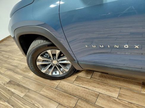 Used 2025 Chevrolet Equinox LT image 13