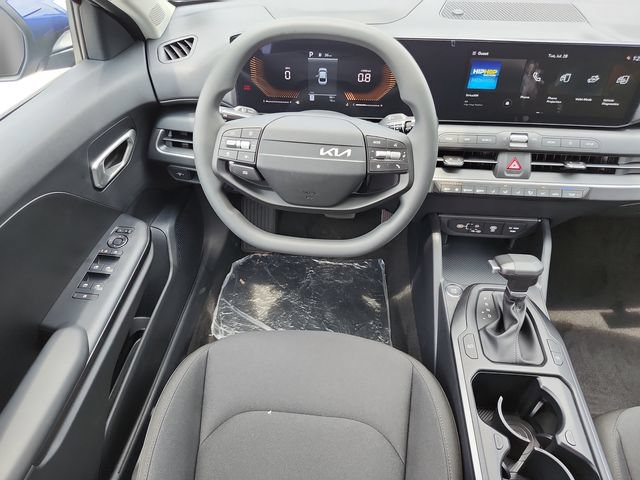 New 2026 Kia K4 FWD image 15
