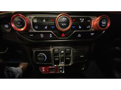 Used 2021 Jeep Gladiator Rubicon image 13