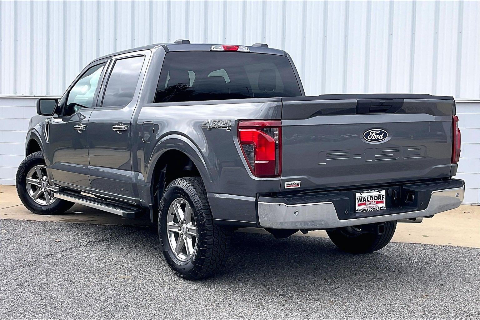 Used 2025 Ford F150 XLT w/ Equipment Group 301A Standard AWD/4WD image 15