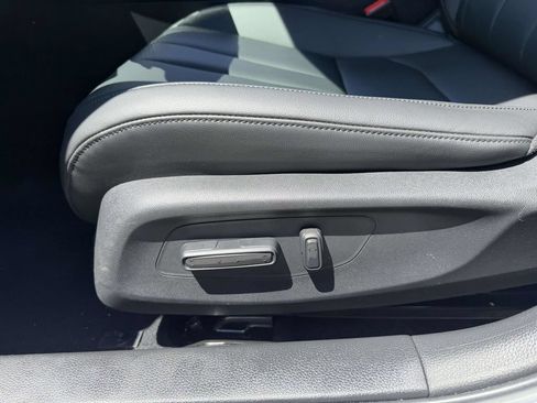 Used 2025 Acura Integra FWD image 22